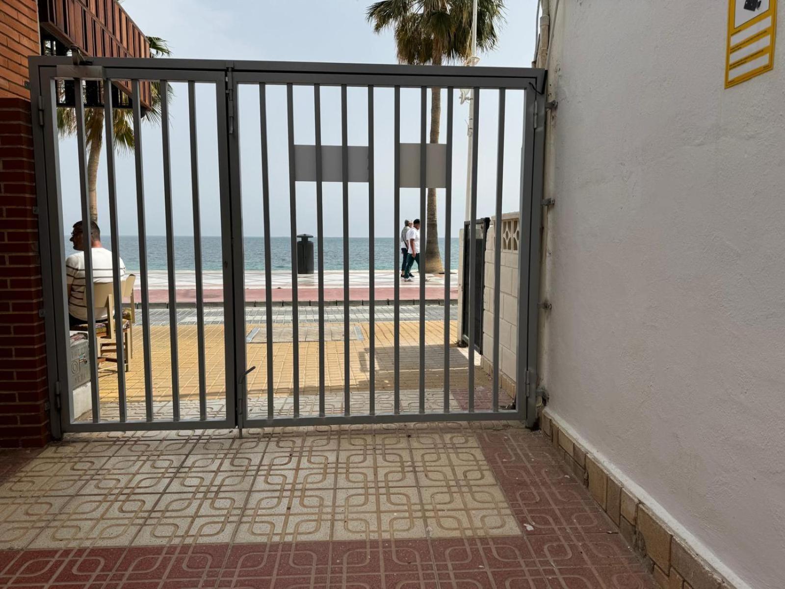 Apartamento En Primera Linea De La Playa アルテア エクステリア 写真